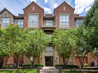 1781 Tudor Ln Unit 204, Northbrook, IL 60062