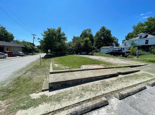 3292 N Middletown Rd, Paris, KY 40361