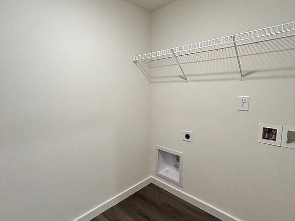 4th image of 8560 Mulberry Way