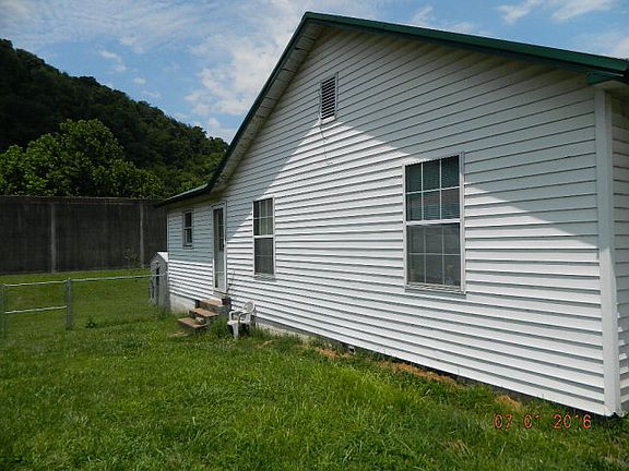 2nd image of 235 Parkway Dr
