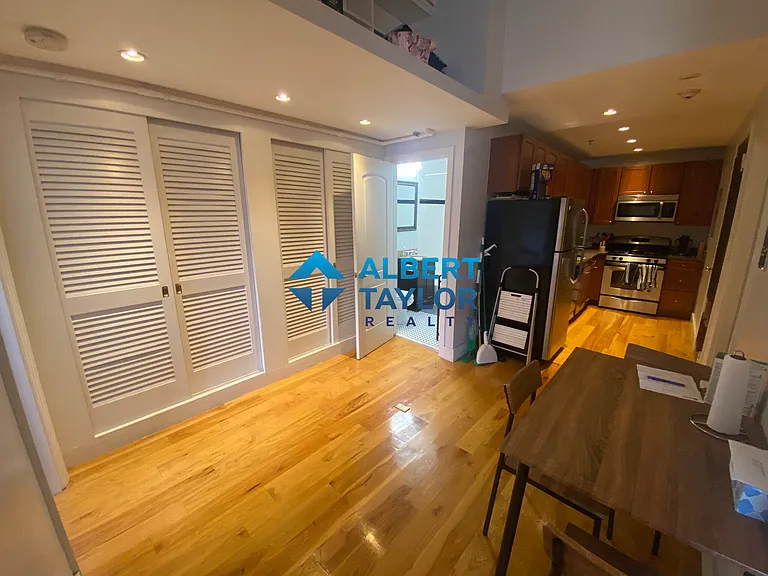 113 Beacon St #5F — Photo 1
