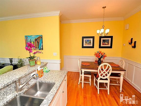 5th image of 1218 S Lake Park Boulevard #1