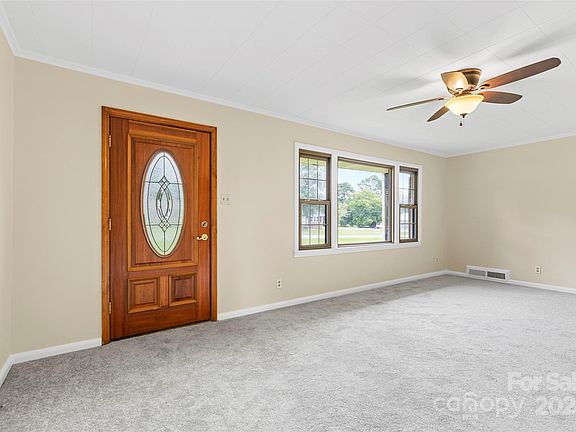 3rd image of 303 Mimosa Dr #59