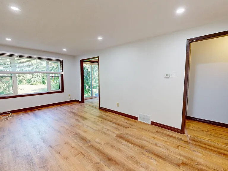 260 Taylor St — Photo 15