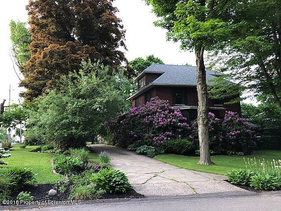 3rd image of 316 N Abington Rd