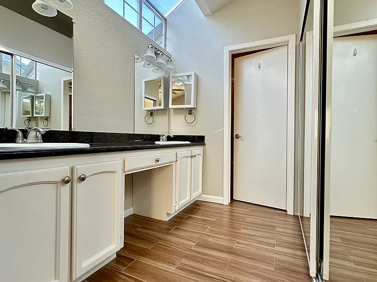 32241 Jean Dr — Photo 15