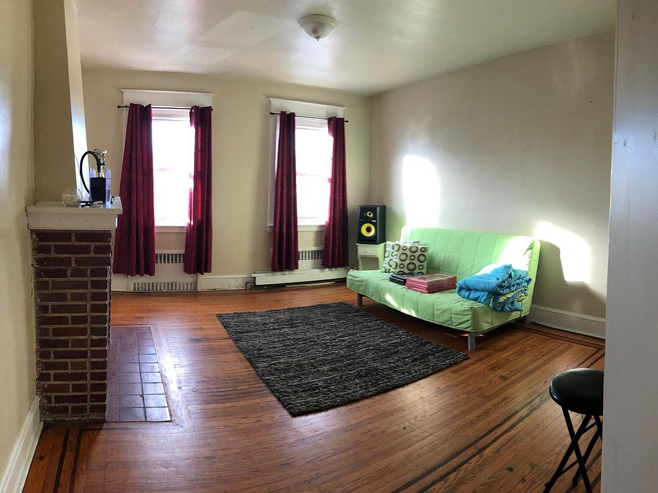 1st image of 1009 N Marshall St