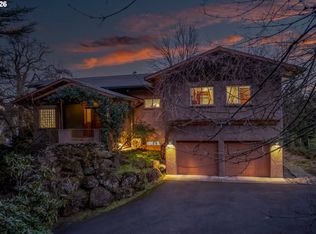 13537 Fielding Rd, Lake Oswego, OR 97034