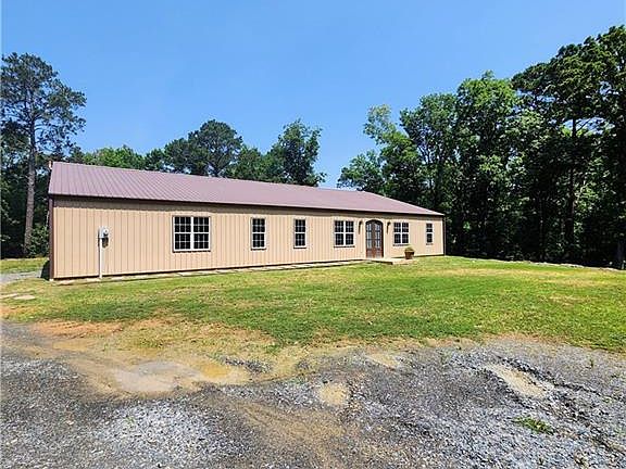 2nd image of 783 White Oak Ln
