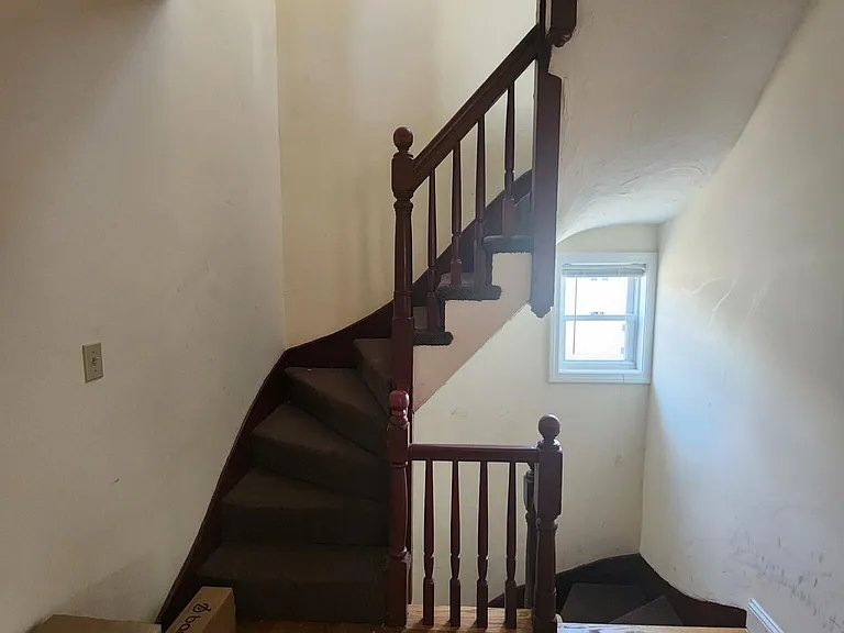 331 Washington St #2 — Photo 16