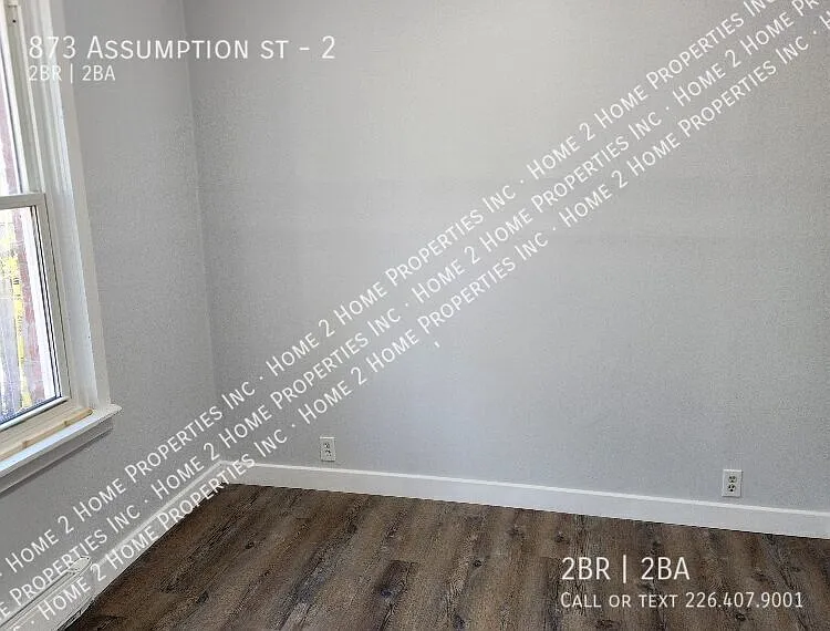 873 Assumption St #2 — Photo 9