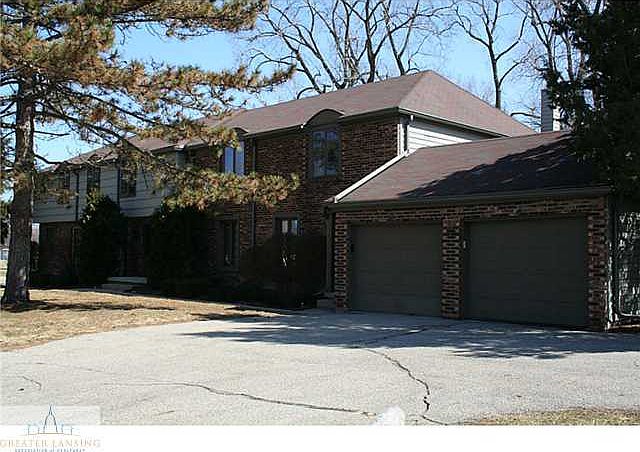 1st image of 694 E Jaywood Dr