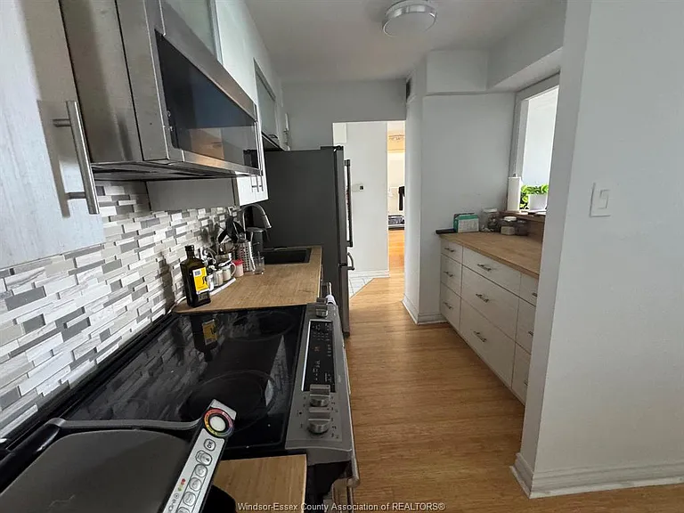 111 Riverside Dr E #1105 — Photo 6