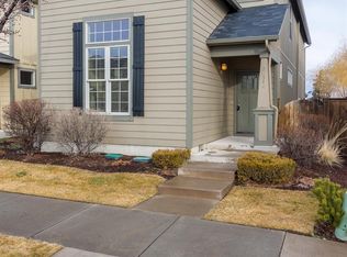 20544 Avro Pl, Bend, OR 97701