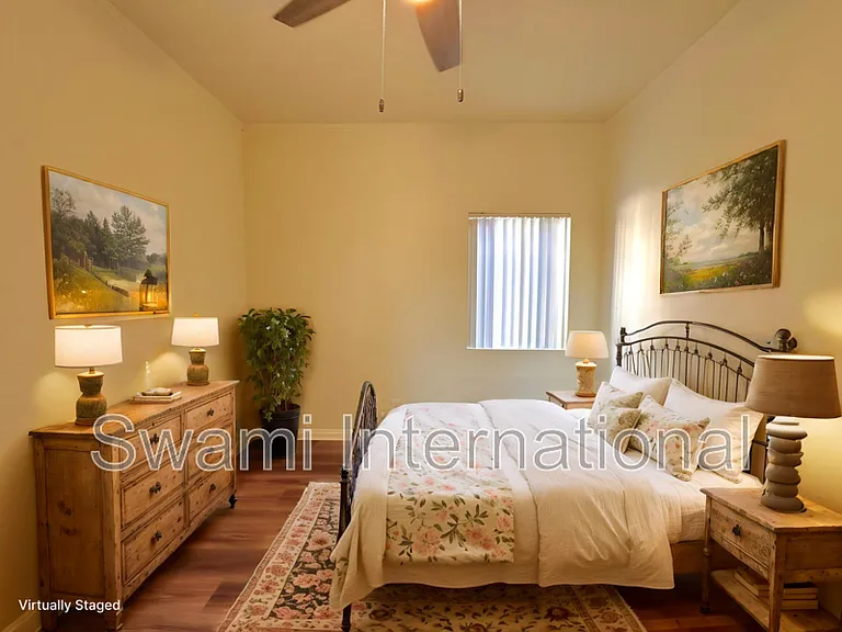 2080 Chestnut Ave — Photo 2