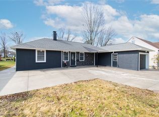 252 Fairview Ave, Canfield, OH 44406