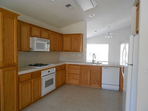 2nd image of 5655 E Florence Ave