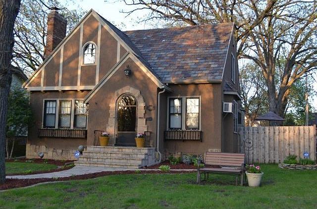 1st image of 4218 Xerxes Ave N