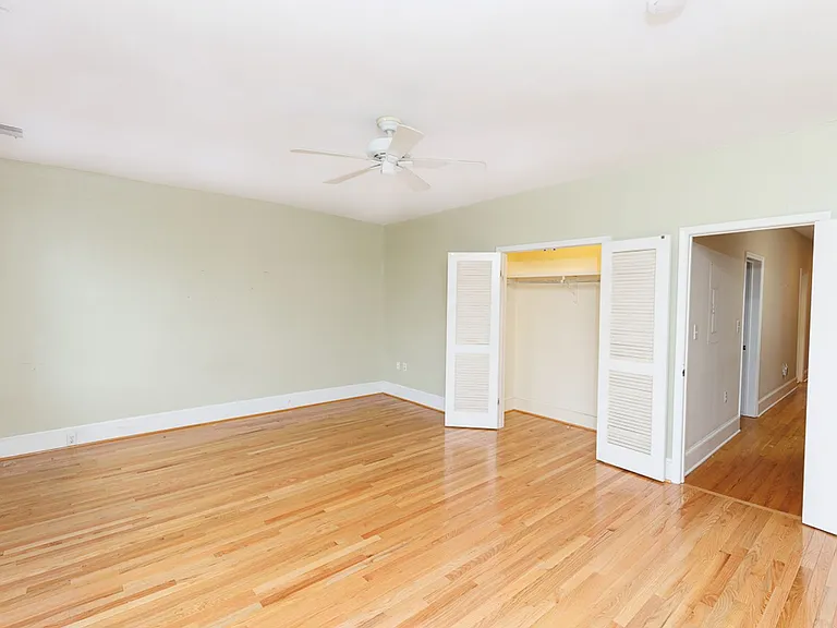 1738 T St NW #4 — Photo 24