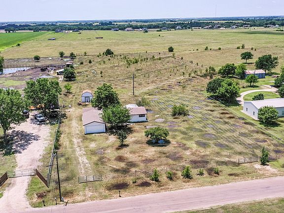 4th image of 1814 BROADHEAD RD LOT 14R