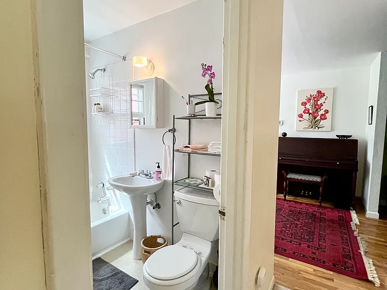 1215 NE 71st Ave — Photo 31