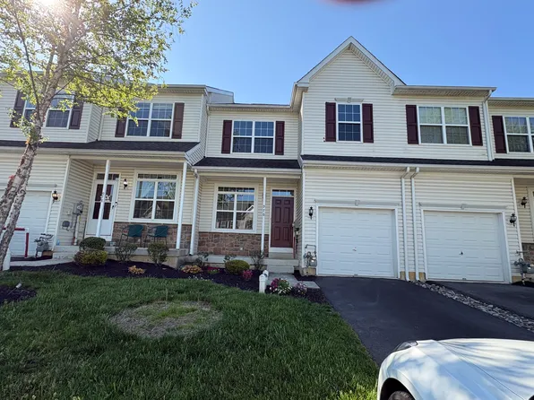 976 King Way, Breinigsville, PA
