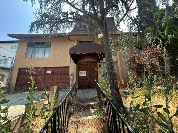 5144 Don Pio Dr, Woodland Hills, CA 91364