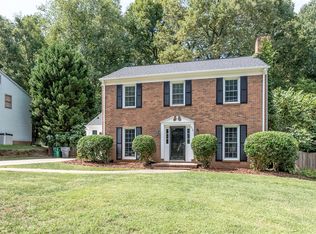 519 Sunnywood Ln, Charlotte, NC 28270