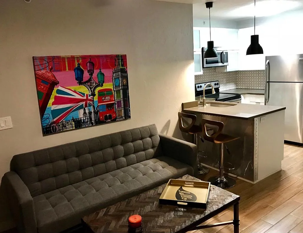 1 bed, 700 sqft, $1,050 — Photo 1