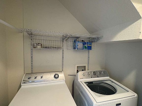 3rd image of 12839 Mayfair Way Unit E