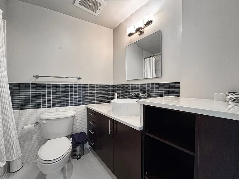 919 Florida Ave NW #404 — Photo 17