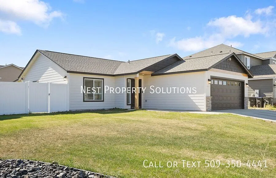 Newly Built Home for Rent on Quiet Street! — Photo 3