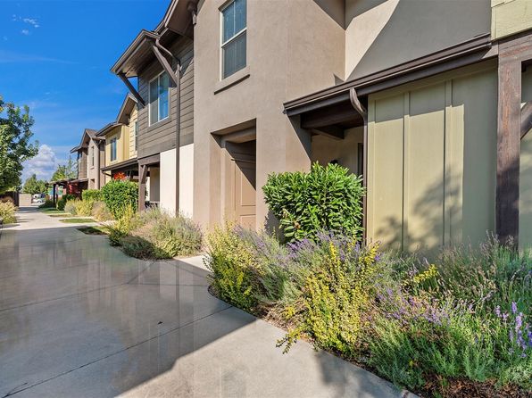 Linder Springs Townhomes | 1465 W Deer Crest St, Meridian, ID