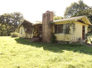 15735 Iris Rd, Neosho, MO 64850