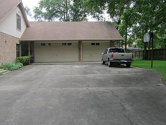 2nd image of 219 Rollingwood Cir