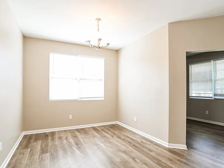1016 Yellow Bee Rd — Photo 7