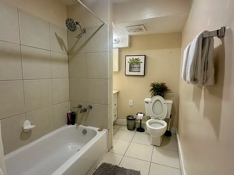 7710 N Ola Ave — Photo 37