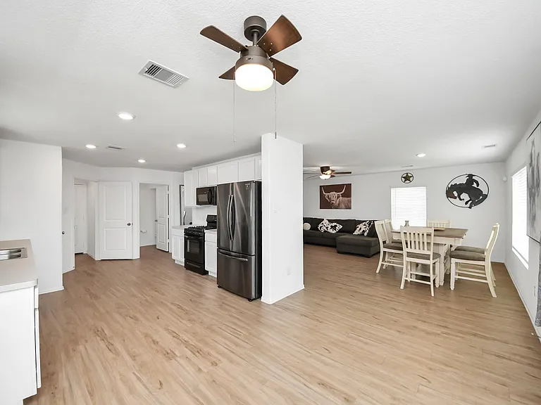 26915 Wilderye Cove Ln — Photo 9