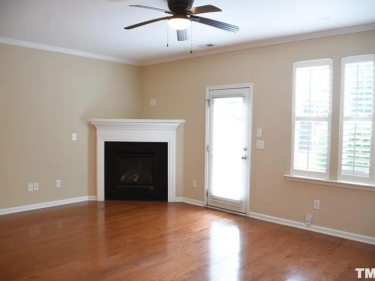 219 Murray Glen Dr — Photo 5