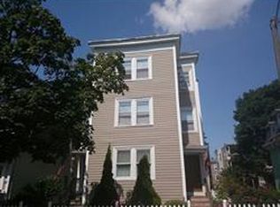 23 Midland St FLOOR 3, Dorchester, MA 02125