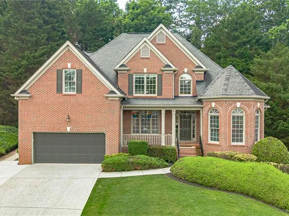 3928 Shadow Loch Dr, Suwanee, GA 30024