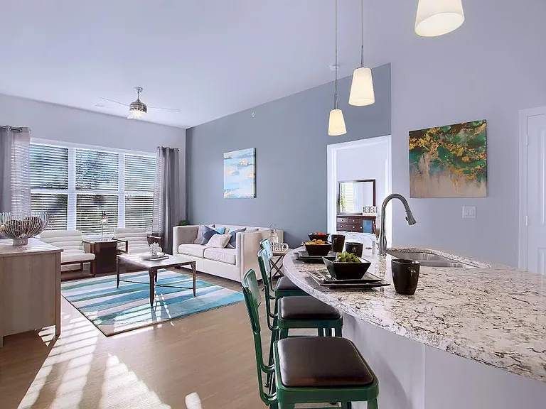 The Vue at Creve Coeur Apartments — Photo 98