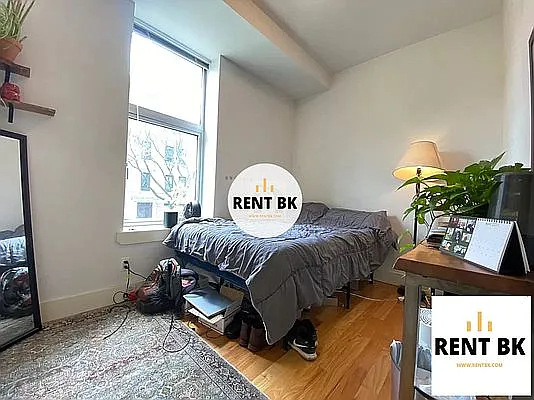 Rented by RENTBK LLC | media 4