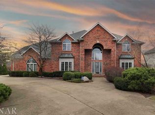 11 Windsong Way, Bloomington, IL 61704