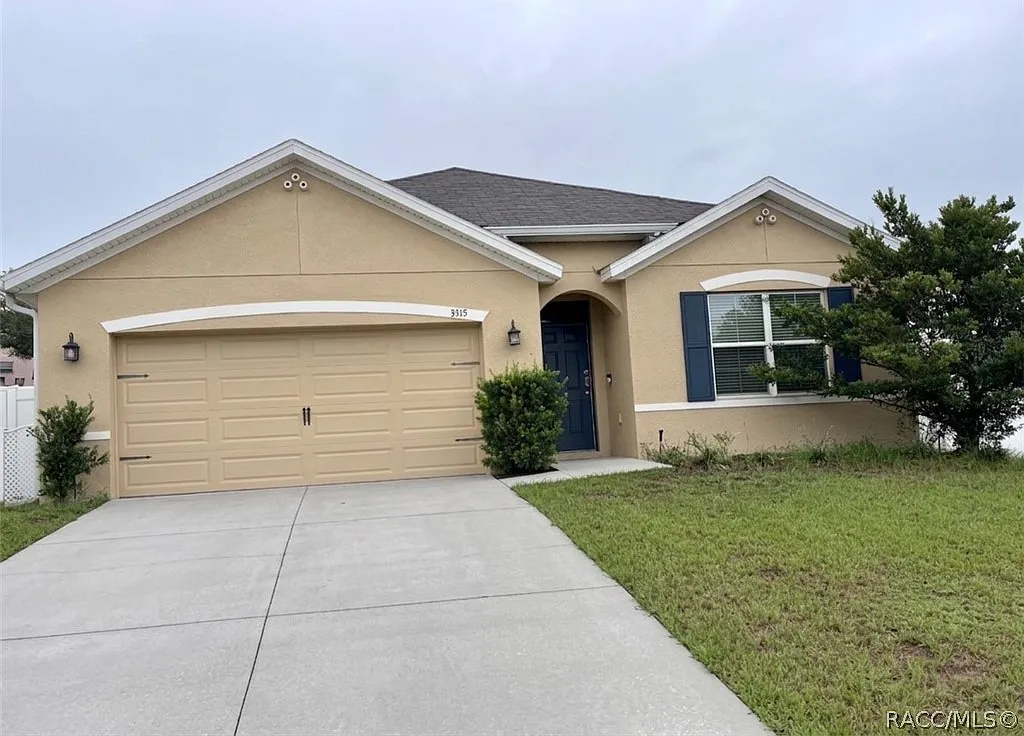 4 bed, 1650 sqft, $1,800 — Photo 2