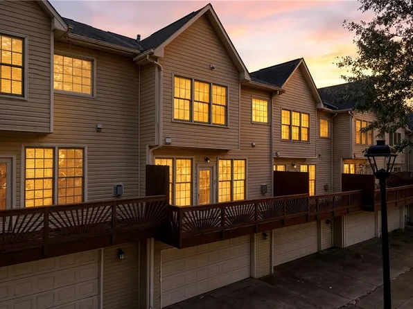 2824 Langford Commons Dr, Norcross, GA 30071