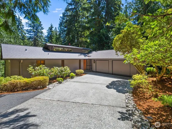 15826 266th Avenue SE, Issaquah, WA 98027