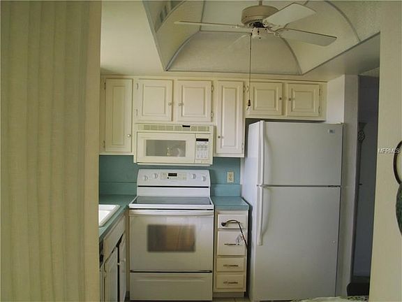 4th image of 7050 Sunset Dr S APT 614
