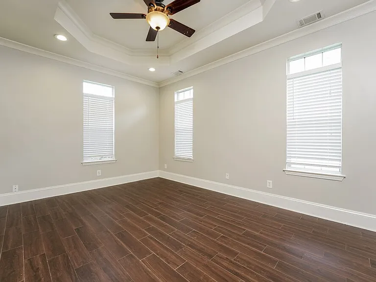 605 Brookwater Dr — Photo 8
