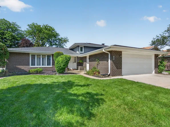 1609 Briarcrest Ln, New Lenox, IL 60451